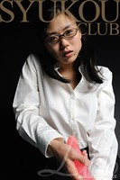 ディルド 10 S痴女巨乳秘書唾はき手コキ責めのサムネイル画像